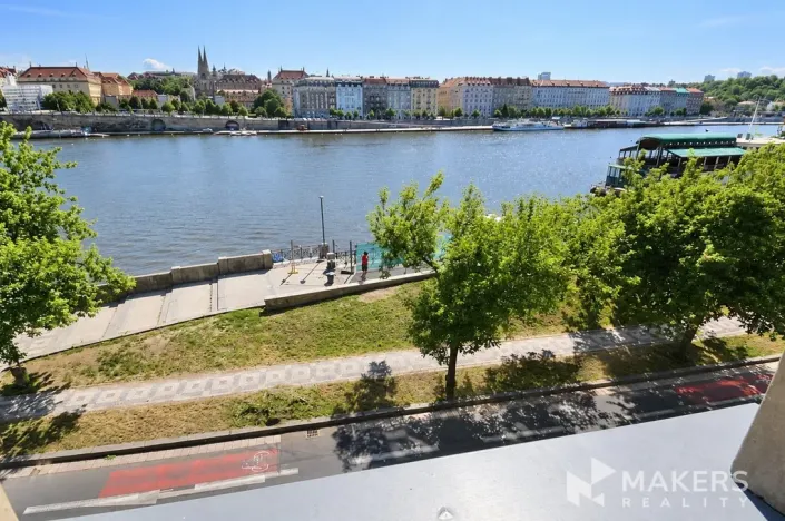 Pronájem bytu 3+kk, Praha - Smíchov, Hořejší nábřeží, 94 m2