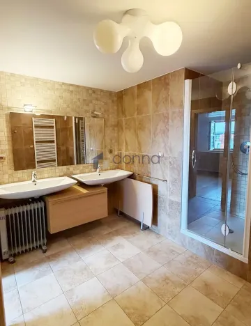 Pronájem bytu 3+kk, Praha, Korunní, 157 m2