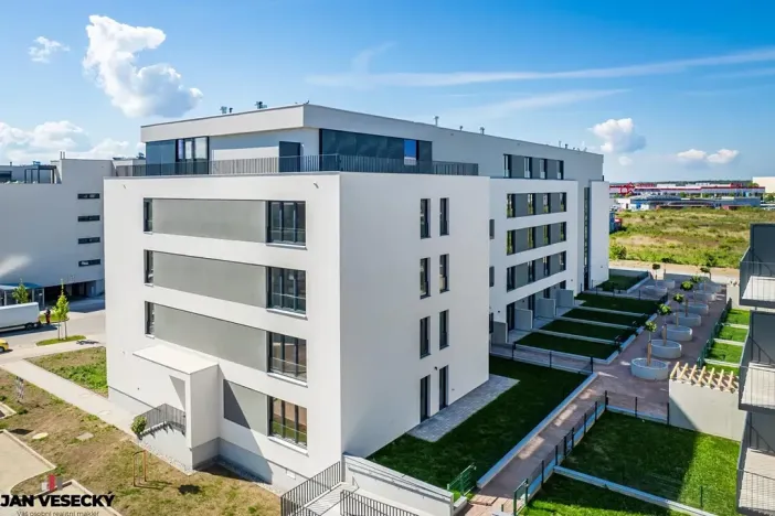 Prodej bytu 1+kk, Plzeň, Železná, 37 m2