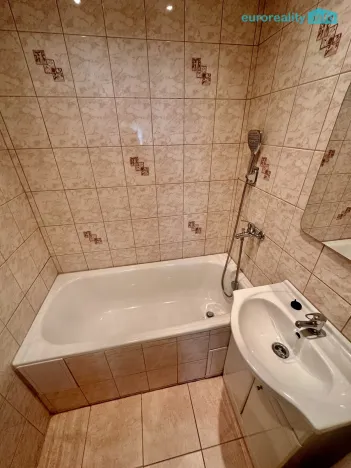 Pronájem bytu 1+1, Nejdek, Okružní, 36 m2