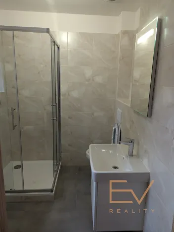 Pronájem bytu 3+kk, Praha - Žižkov, Jeseniova, 110 m2