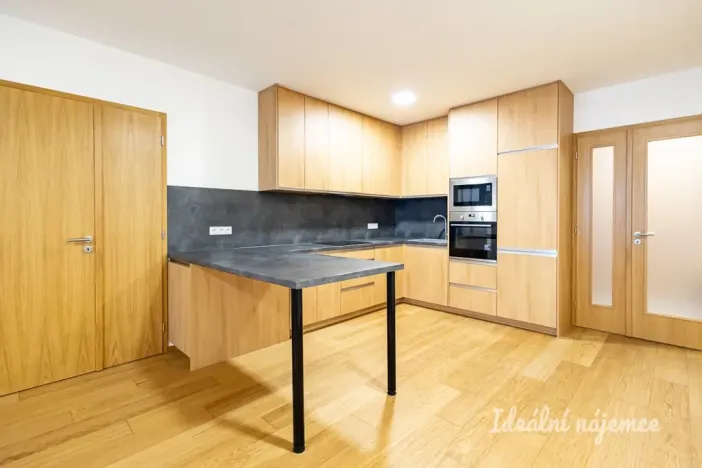 Pronájem bytu 3+kk, Praha - Dolní Chabry, K Beranovu, 83 m2