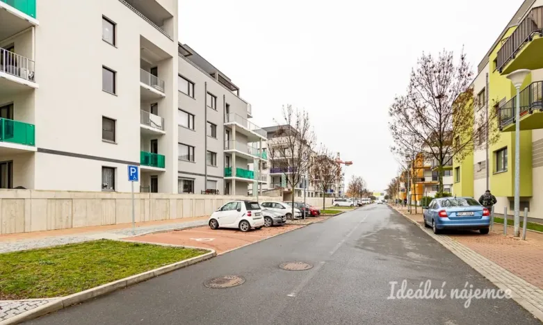 Pronájem bytu 3+kk, Praha - Dolní Chabry, K Beranovu, 83 m2