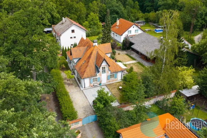 Prodej rodinného domu, Hluboká nad Vltavou, Ve Školkách, 360 m2