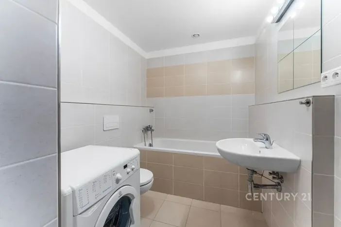 Prodej bytu 1+kk, Praha - Háje, Loosova, 34 m2