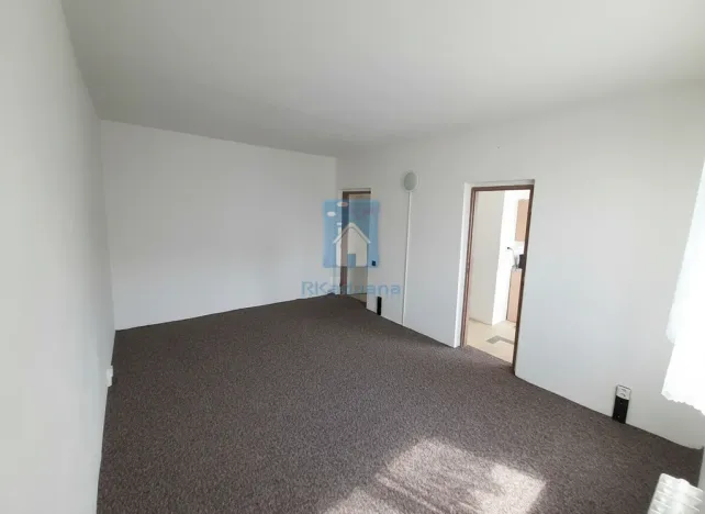 Pronájem bytu 1+1, Rotava, Sídliště, 36 m2