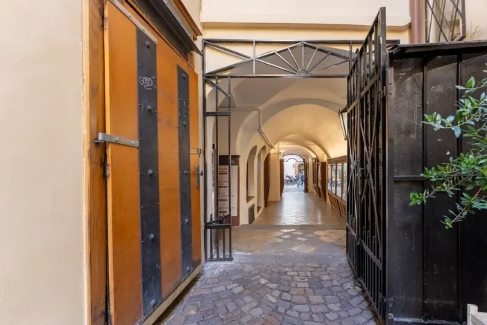 Pronájem obchodního prostoru, Praha, Jilská, 160 m2