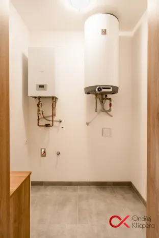 Pronájem bytu 2+kk, Milovice, Kaštanová, 44 m2