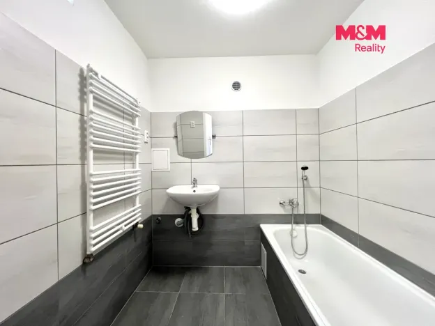 Pronájem bytu 2+1, Krnov - Pod Cvilínem, Hálkova, 55 m2