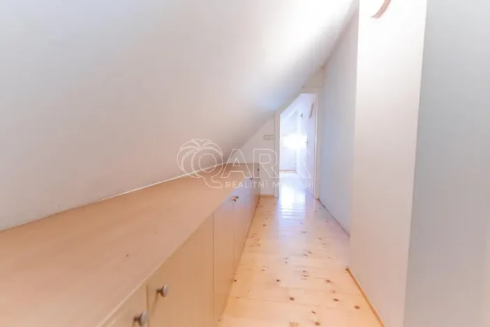 Prodej rodinného domu, Praha - Stodůlky, Jeremiášova, 238 m2