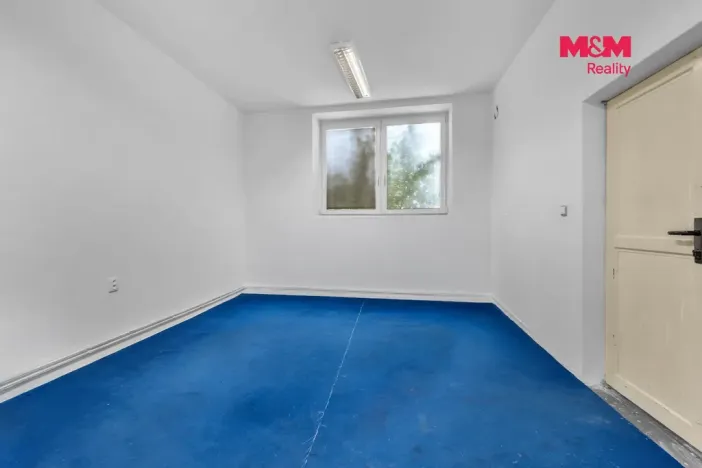 Prodej obchodního prostoru, Bystřice nad Pernštejnem, Zahradní, 498 m2