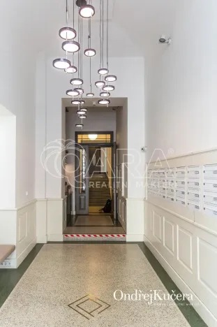 Prodej bytu 1+kk, Praha - Nové Město, Dlážděná, 61 m2