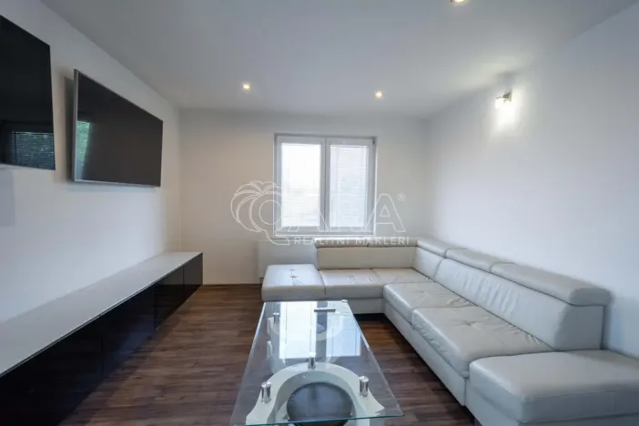 Pronájem bytu 3+1, Chlumín, 71 m2