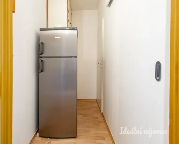 Pronájem bytu 3+1, Praha - Krč, Sládkovičova, 54 m2