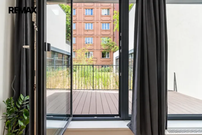 Pronájem bytu 1+kk, Praha - Libeň, Ocelářská, 45 m2