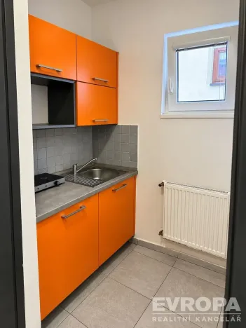Prodej obchodního prostoru, Liberec - Liberec II-Nové Město, Truhlářská, 110 m2