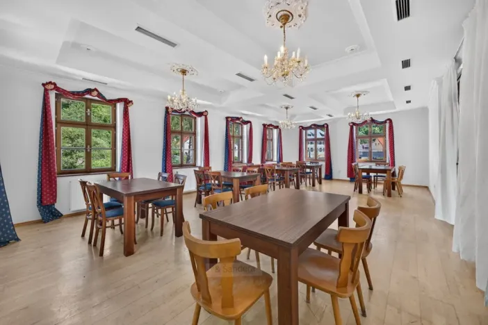 Prodej ubytování, Rožmberk nad Vltavou, 1750 m2