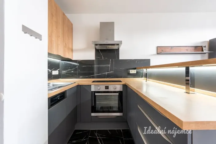Pronájem bytu 2+kk, Praha - Modřany, Jordana Jovkova, 44 m2