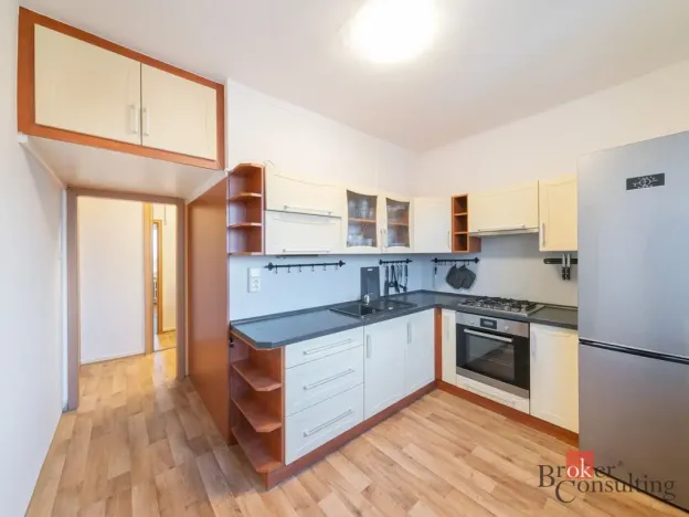 Prodej bytu 2+1, Ostrava - Poruba, náměstí Družby, 57 m2