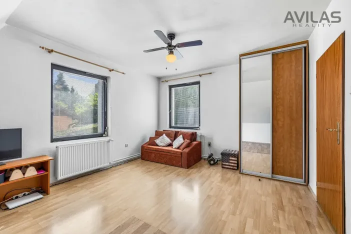 Prodej komerční nemovitosti, Říčany, Kozinova, 300 m2