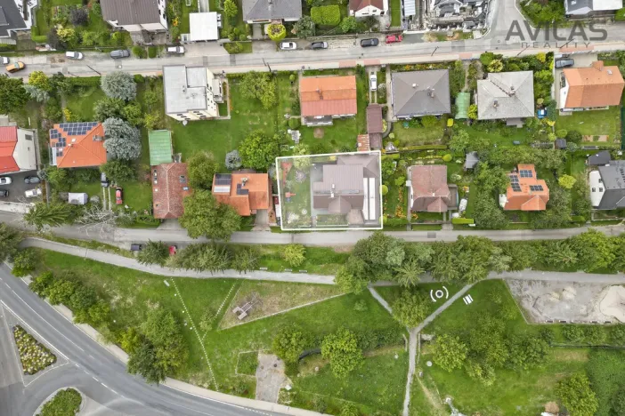 Prodej komerční nemovitosti, Říčany, Kozinova, 300 m2