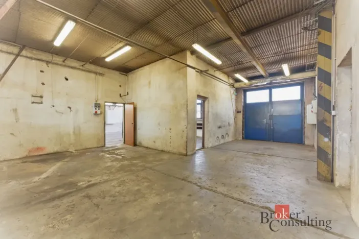 Pronájem výrobních prostor, Hradec Králové - Slezské Předměstí, Výrobní, 376 m2