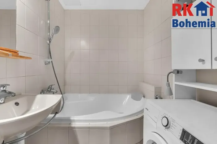 Prodej bytu 3+1, Praha - Chodov, Konstantinova, 71 m2
