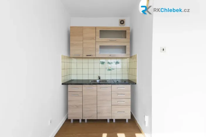 Pronájem bytu 1+kk, Frýdek-Místek, Janáčkova, 23 m2