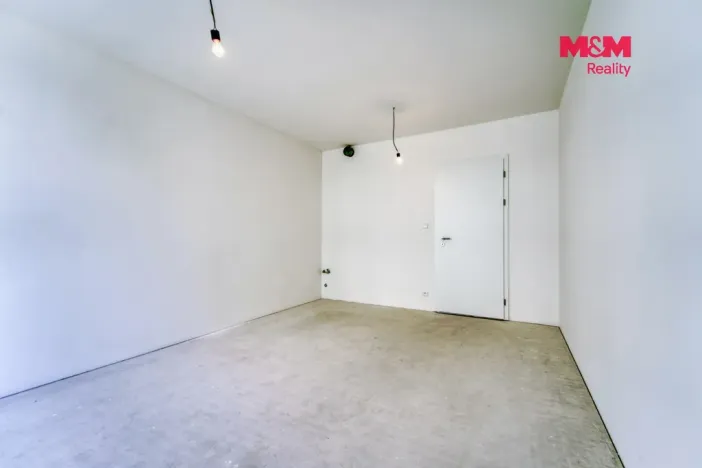 Prodej bytu 1+kk, Praha - Prosek, Čakovická, 27 m2