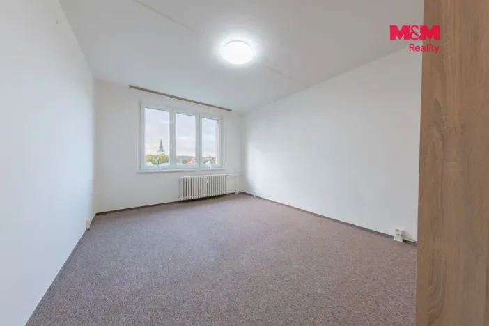Prodej bytu 2+1, Hroznětín, Sídliště, 55 m2