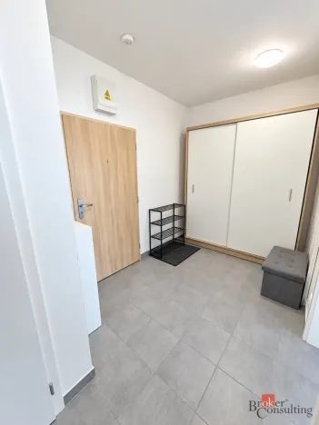 Pronájem bytu 2+kk, Kladno - Kročehlavy, Jaroslava Holečka, 52 m2