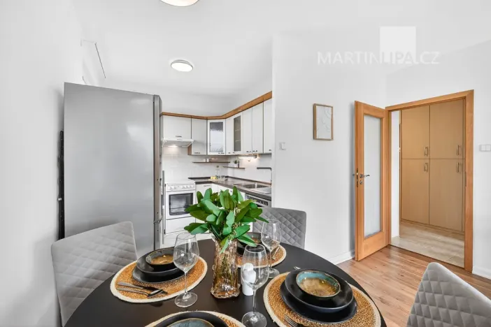 Pronájem bytu 3+1, Praha - Střížkov, Litvínovská, 53 m2