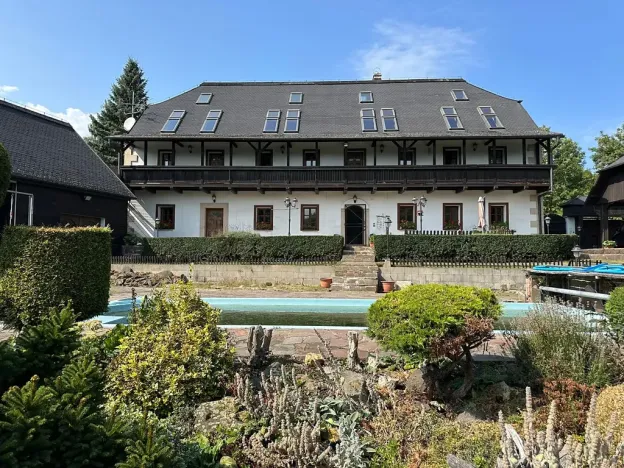 Prodej vícegeneračního domu, Povrly, Lysá, 635 m2