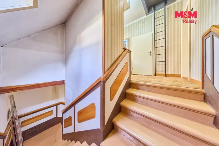 Prodej rodinného domu, Úpice, Sukova, 210 m2