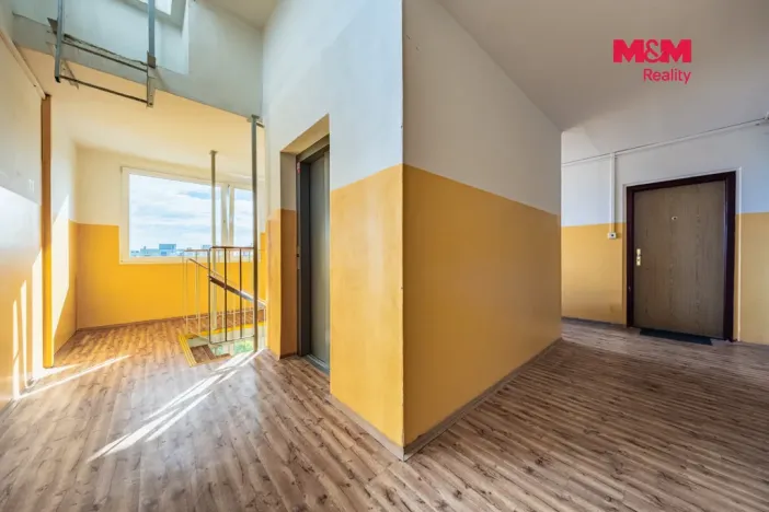 Prodej bytu 2+kk, Praha - Stodůlky, Bronzová, 43 m2