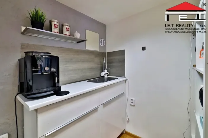Pronájem obchodního prostoru, Olomouc, Tylova, 38 m2