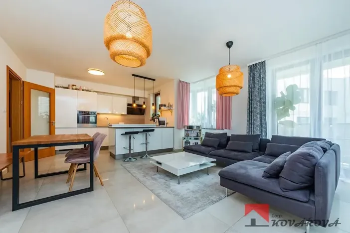 Prodej bytu 3+kk, Praha - Modřany, Provázkova, 95 m2