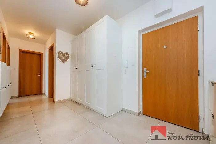 Prodej bytu 3+kk, Praha - Modřany, Provázkova, 95 m2