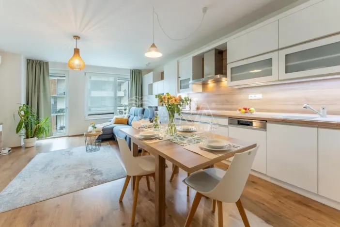 Prodej bytu 3+kk, Praha - Hloubětín, Modrého, 79 m2