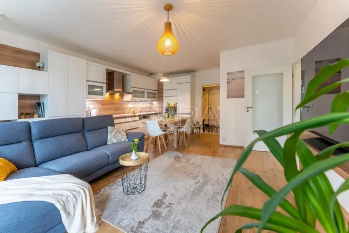Prodej bytu 3+kk, Praha - Hloubětín, Modrého, 79 m2