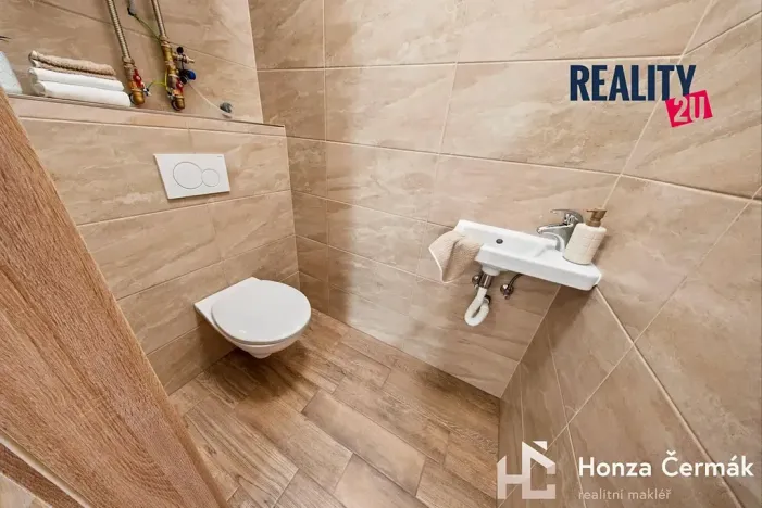 Prodej bytu 3+kk, Pohořelice, 83 m2