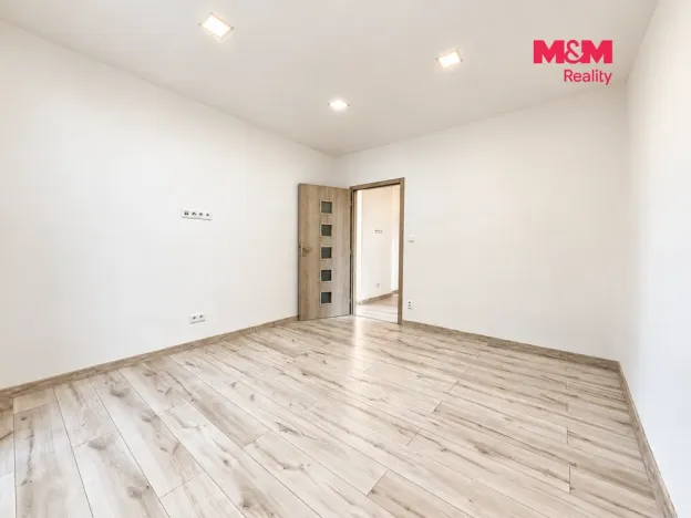Pronájem bytu 3+1, Karviná - Ráj, Haškova, 60 m2