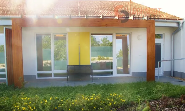 Prodej bytu 2+kk, Šakvice, Hlavní, 47 m2