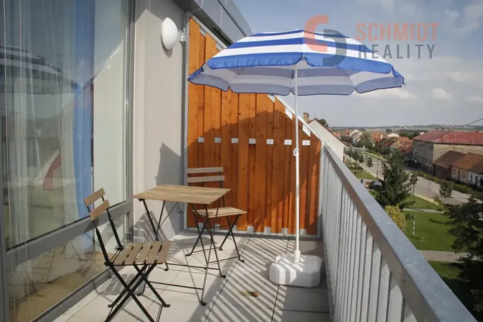 Prodej bytu 1+kk, Šakvice, Hlavní, 32 m2
