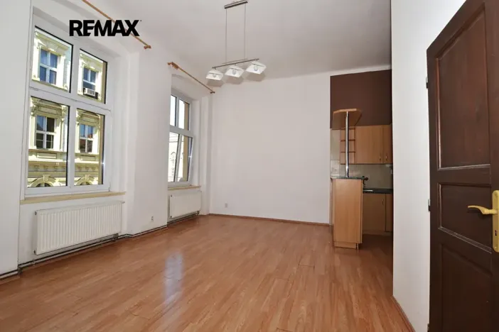 Pronájem bytu 2+kk, Plzeň, Husova, 56 m2