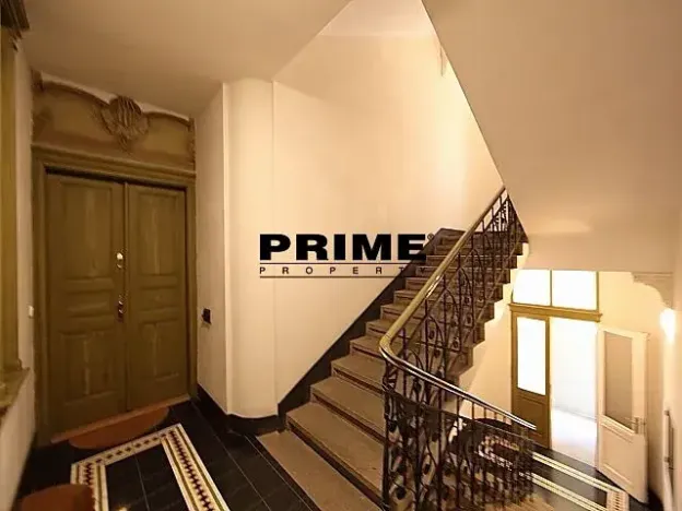 Pronájem bytu 3+1, Praha - Nové Město, Odborů, 80 m2