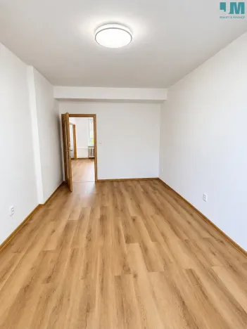 Pronájem bytu 2+1, Okříšky, 56 m2