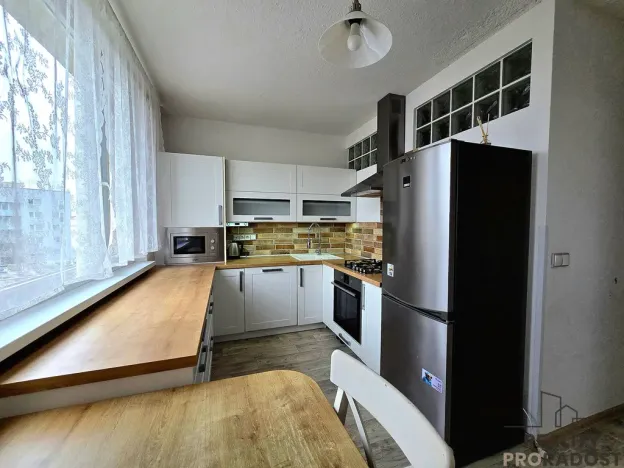 Pronájem bytu 3+1, Znojmo, Pod Soudním vrchem, 70 m2