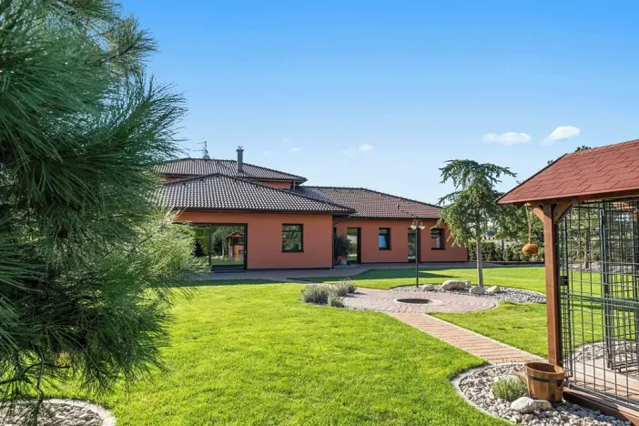 Prodej rodinného domu, Velké Přítočno, 350 m2