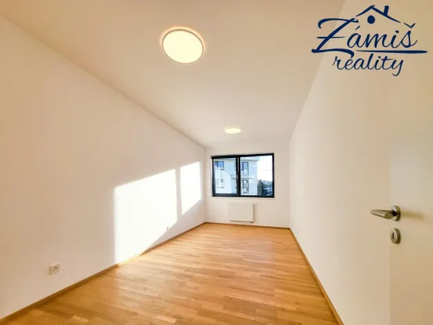 Pronájem bytu 2+kk, Kladno, Lesík, 50 m2